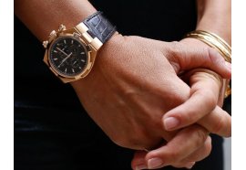 Как правильно носить часы?